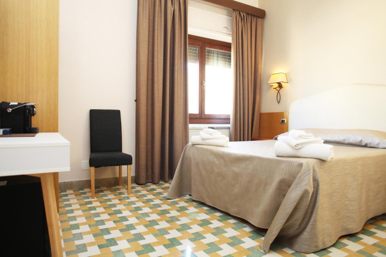 Albergo Russo Trapani Extérieur photo